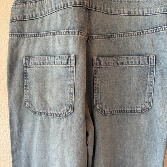 Gap Women's Slouchy Bib Overalls Medium Denim Light Wash Farmcore Country Girl - Picture 5 of 13